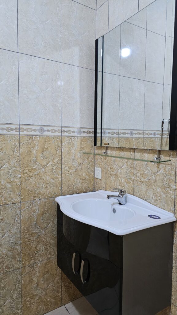 Sankofa guest house accra ghana hotel airbnb deluxe bathroom
